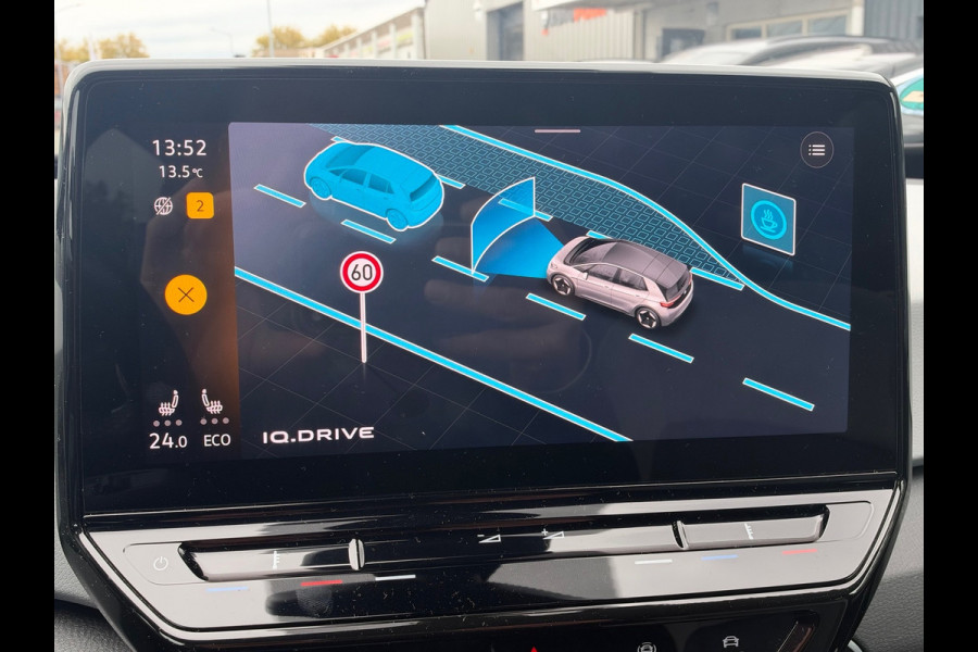 Volkswagen ID.3 Pro 58 kWh camera|Navi