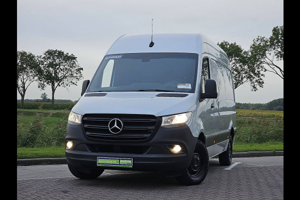 Mercedes-Benz Sprinter 317 L2H2 Cruise control, Airco, Pdc, Mbux, Carplay, Camera, Climate control