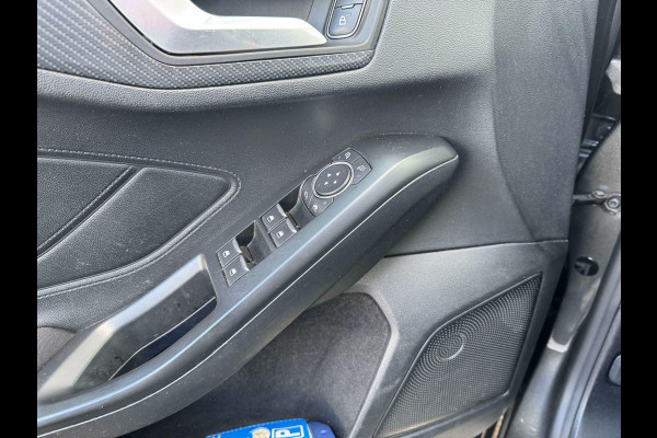 Ford FOCUS Wagon 1.0 EcoBoost ST Line Business | Trekhaak | Adaptieve cruise control | Winterpack | Camera