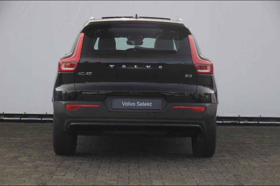 Volvo XC40 B3 177PK Automaat Ultimate Dark / Adaptive cruise control  / Elektrische stoelen / Harman Kardon audio / Pilot assist / Stoel en stuur verwarming / Elektrische achterklep / Parkeersensoren met camera