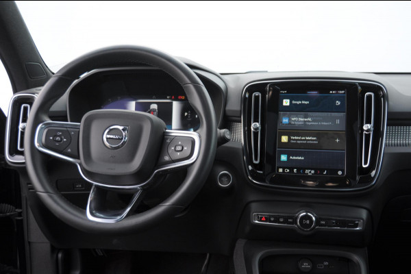 Volvo XC40 B3 177PK Automaat Ultimate Dark / Adaptive cruise control  / Elektrische stoelen / Harman Kardon audio / Pilot assist / Stoel en stuur verwarming / Elektrische achterklep / Parkeersensoren met camera