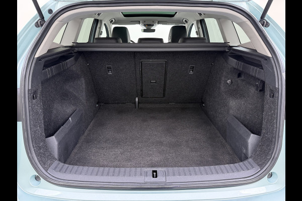 Škoda ENYAQ iV 80 204PK SOH 90% Leder Panoramadak 21" Lmv Stuurverwarming Camera Keyless entry Apple Carplay Android Auto Ecc Pdc P-Assist Cruise Control Draadloze telefoonlader Privacy Glas 1e Eigenaar Dealeronderhouden Origineel Nederlandse Auto