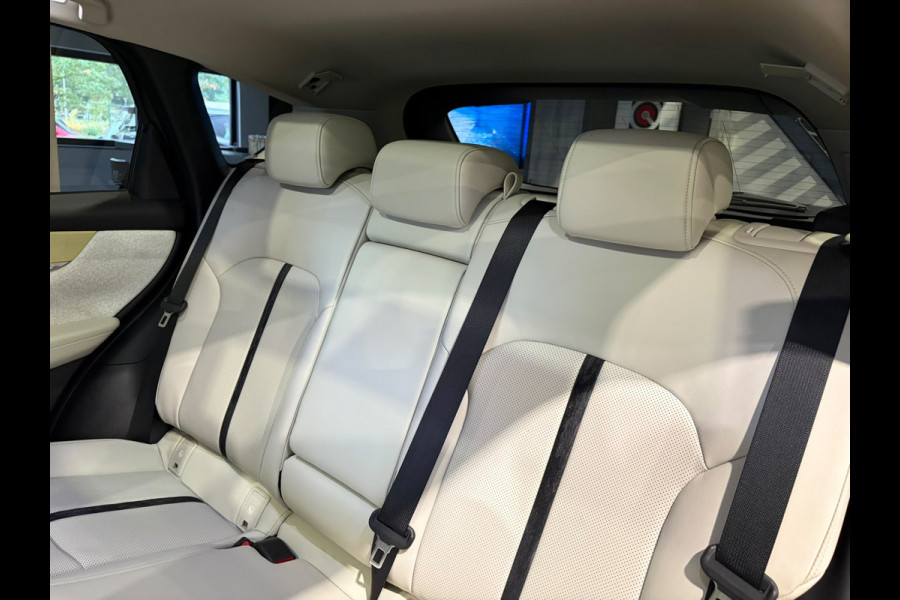 Mazda CX-60 2.5 e-SkyActiv PHEV Takumi PHEV | Panoramadak | Trekhaak | Dodehoek | Camera | Carplay