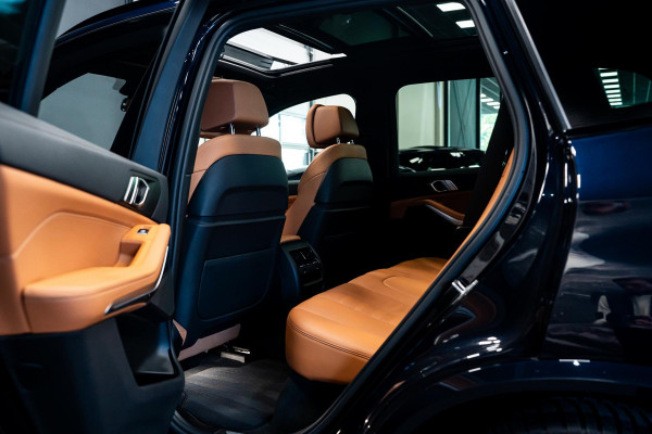 BMW X5 xDrive45e High Executive *M-Sport / Actieve-Besturing / Stoelventilatie + Massage / Panorama / Laser-verlichting / HUD / Keyless*