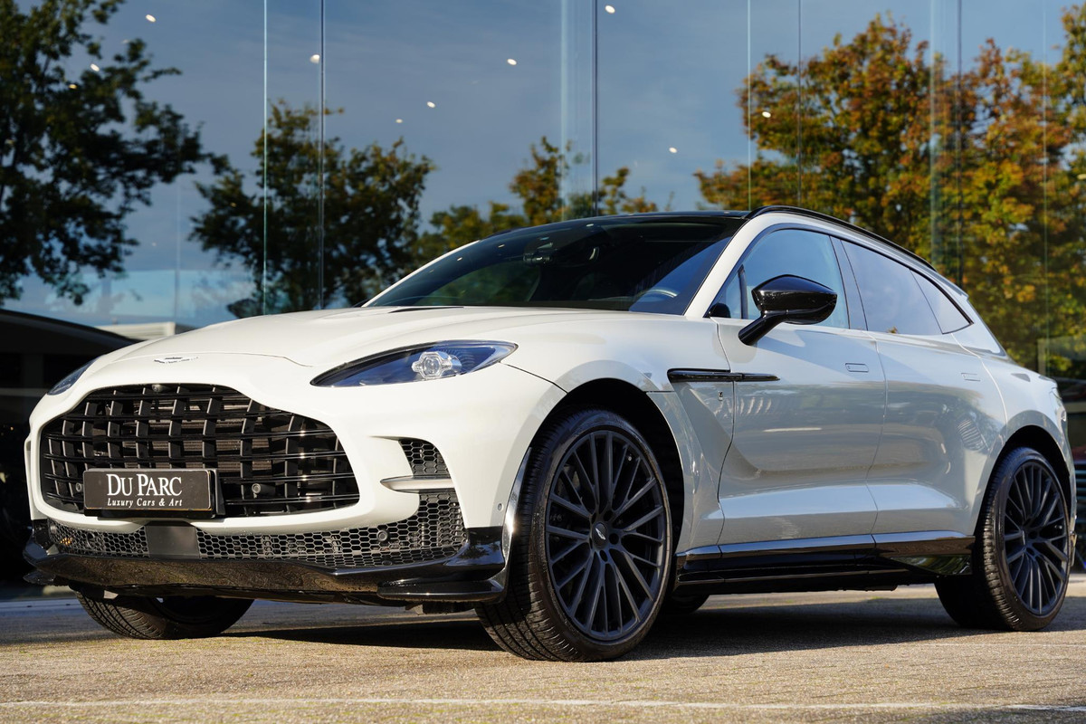 Aston Martin Dbx 4.0 V8 707 / Carbon / Elek. Trekhaak