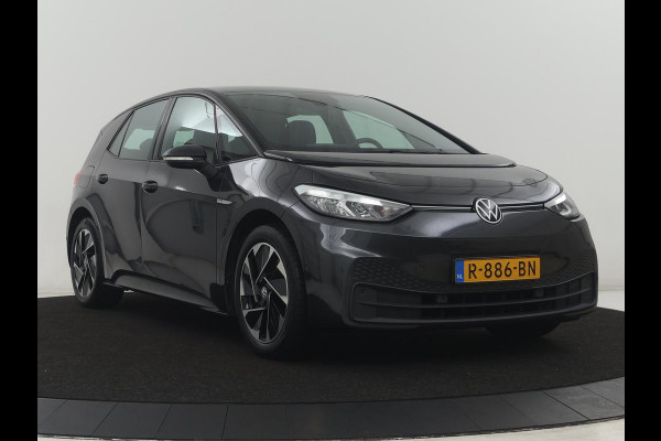 Volkswagen Id.3 Pro 58 kWh | SOH 92.1% | Leder/alcantara | Adaptive cruise | Stuur/stoel verwarming | Carplay | Camera | Park assist | Sfeerverlichting |