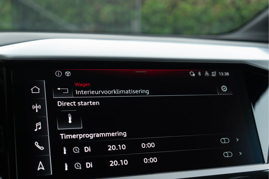 Audi Q4 e-tron 40 / 2x S-line/ Standkachel/ Adaptive Cruise Control/ Head-Up Display/ 150kW (204PK)