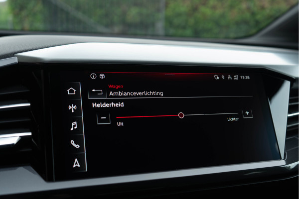 Audi Q4 e-tron 40 / 2x S-line/ Standkachel/ Adaptive Cruise Control/ Head-Up Display/ 150kW (204PK)