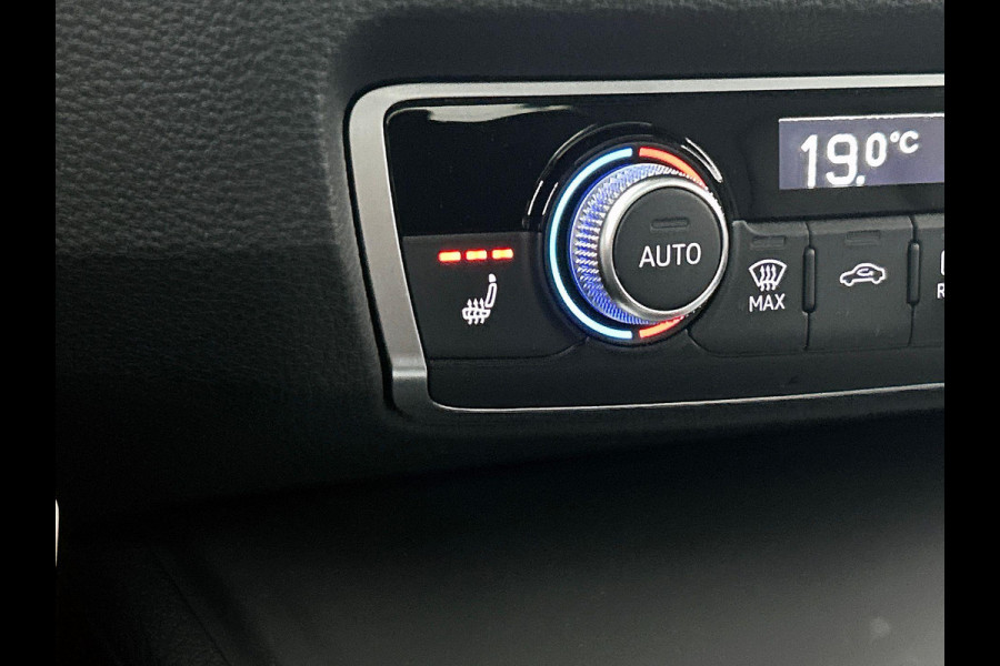 Audi Q3 Sportback 45 TFSIe S-Line PANO | CAMERA | FULL-LED
