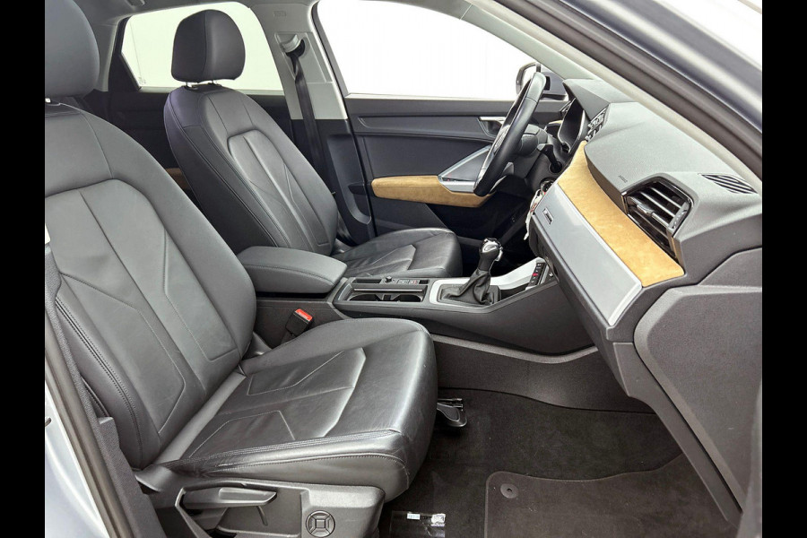 Audi Q3 Sportback 45 TFSIe S-Line PANO | CAMERA | FULL-LED