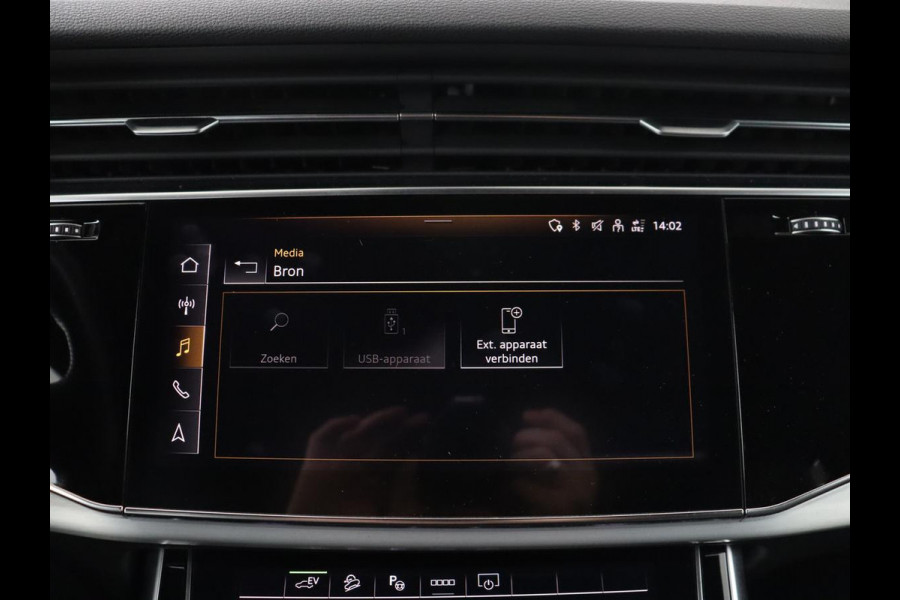 Audi Q7 55 TFSI e quattro Pro Line S | SOH 92.0% | Panoramadak | Leder/alcantara | Adaptive cruise | 360 camera | Bang & Olufsen | Memory | Stoelverwarming | Luchtvering | Carplay |