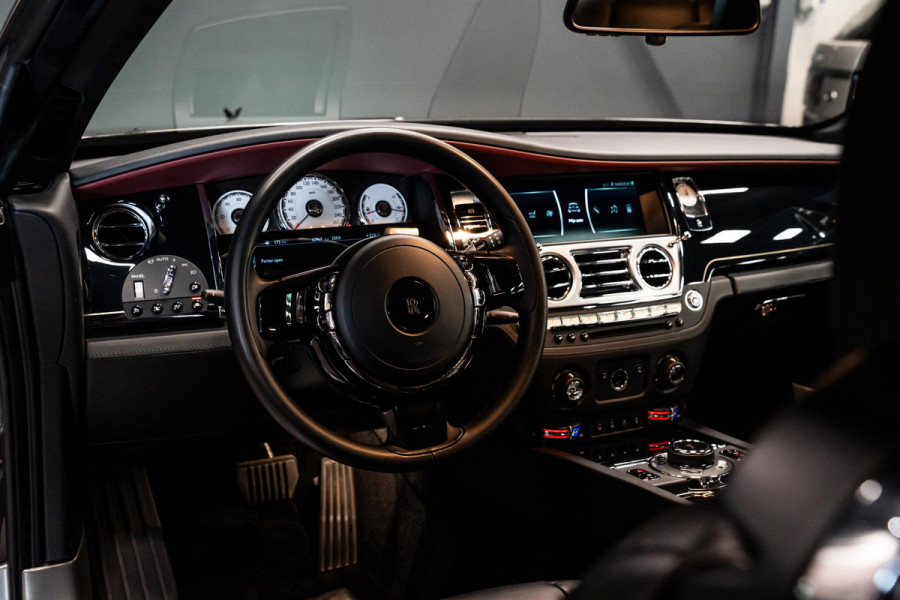 Rolls-Royce Wraith 6.6 V12 *Bespoke Audio / Starlight hemelbekleding / Night-vision / HUD / Surround-View / Keyless*
