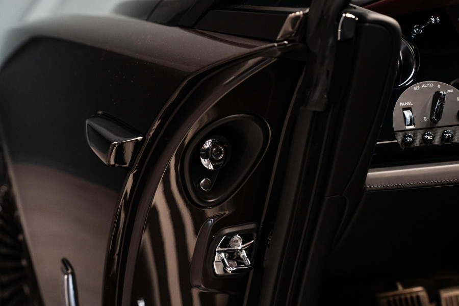 Rolls-Royce Wraith 6.6 V12 *Bespoke Audio / Starlight hemelbekleding / Night-vision / HUD / Surround-View / Keyless*