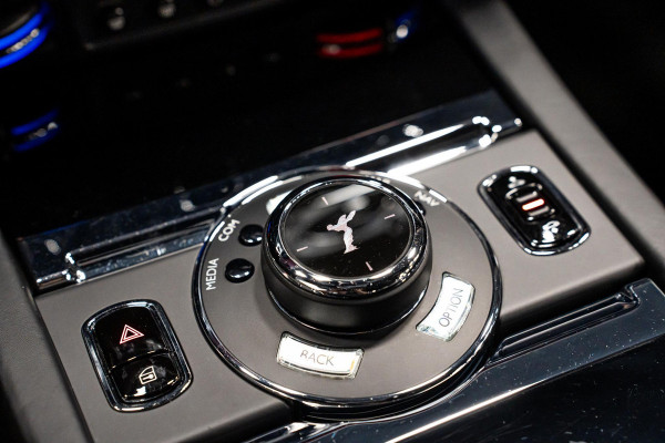 Rolls-Royce Wraith 6.6 V12 *Bespoke Audio / Starlight hemelbekleding / Night-vision / HUD / Surround-View / Keyless*