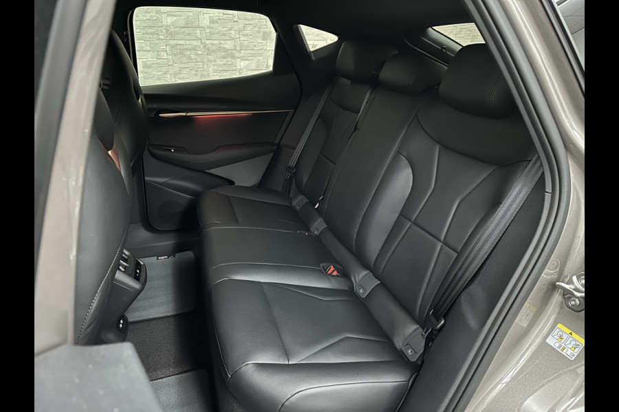 CUPRA Tavascan 286pk Lederen Bekleding | Aero-pack | 77 kWh | Sportstoelen | Winter-Pack | Warmtepomp | Verlengde Fabrieksgarantie | 7x Op Voor Nieuw! | 3-Zone Clima | Verwarmde Voorruit | Keyless-Entry | Sfeerverlichting | Stoelverwarming | Carplay | Stuurverwarming | Getint Glas | 19 inch | Lane-Assist | Camera | Draadloos Laden.