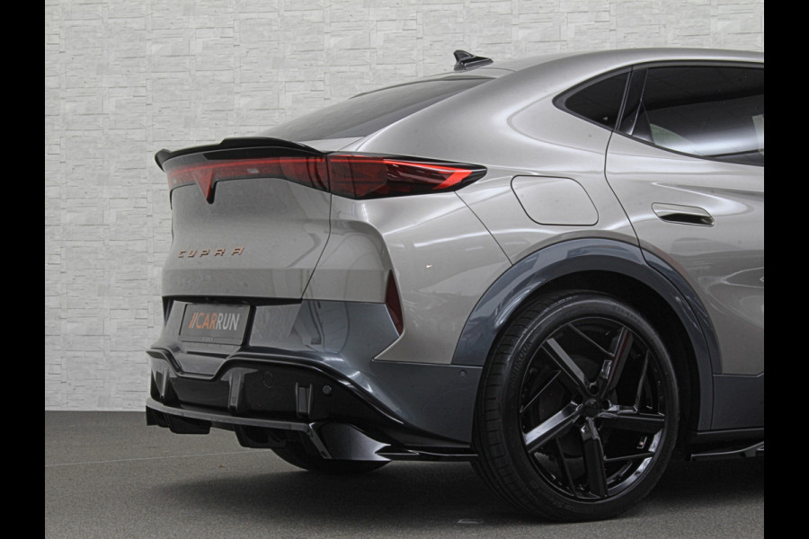 CUPRA Tavascan 286pk Lederen Bekleding | Aero-pack | 77 kWh | Sportstoelen | Winter-Pack | Warmtepomp | Verlengde Fabrieksgarantie | 7x Op Voor Nieuw! | 3-Zone Clima | Verwarmde Voorruit | Keyless-Entry | Sfeerverlichting | Stoelverwarming | Carplay | Stuurverwarming | Getint Glas | 19 inch | Lane-Assist | Camera | Draadloos Laden.