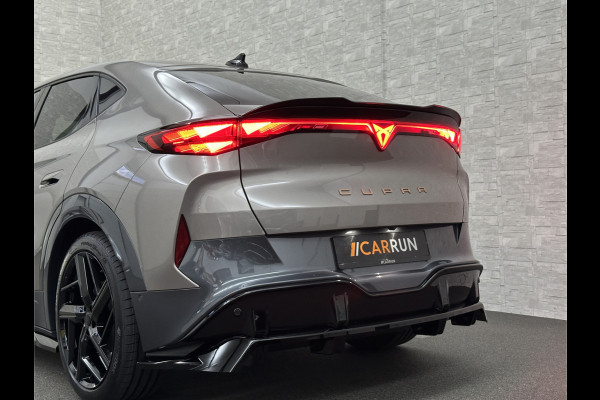 CUPRA Tavascan 286pk Lederen Bekleding | Aero-pack | 77 kWh | Sportstoelen | Winter-Pack | Warmtepomp | Verlengde Fabrieksgarantie | 7x Op Voor Nieuw! | 3-Zone Clima | Verwarmde Voorruit | Keyless-Entry | Sfeerverlichting | Stoelverwarming | Carplay | Stuurverwarming | Getint Glas | 19 inch | Lane-Assist | Camera | Draadloos Laden.