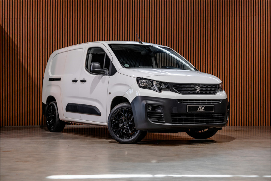 Peugeot Partner 1.5 BlueHDI Long L2H1 | Automaat | CarPlay | Navigatie | F1 Flippers | 3-Zitter | Cruise control | PDC | Dealer onderhouden | Nieuwe APK