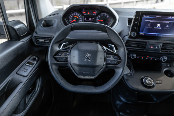 Peugeot Partner 1.5 BlueHDI Long L2H1 | Automaat | CarPlay | Navigatie | F1 Flippers | 3-Zitter | Cruise control | PDC | Dealer onderhouden | Nieuwe APK