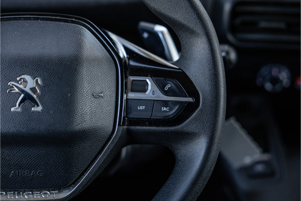 Peugeot Partner 1.5 BlueHDI Long L2H1 | Automaat | CarPlay | Navigatie | F1 Flippers | 3-Zitter | Cruise control | PDC | Dealer onderhouden | Nieuwe APK