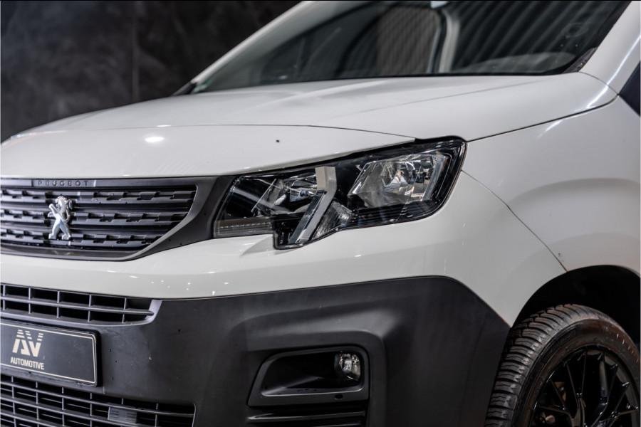 Peugeot Partner 1.5 BlueHDI Long L2H1 | Automaat | CarPlay | Navigatie | F1 Flippers | 3-Zitter | Cruise control | PDC | Dealer onderhouden | Nieuwe APK