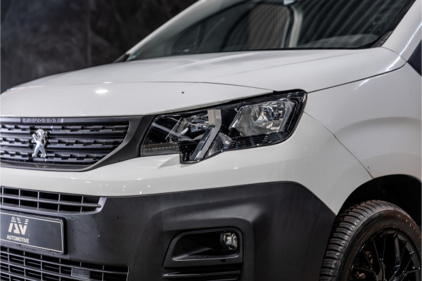 Peugeot Partner 1.5 BlueHDI Long L2H1 | Automaat | CarPlay | Navigatie | F1 Flippers | 3-Zitter | Cruise control | PDC | Dealer onderhouden | Nieuwe APK