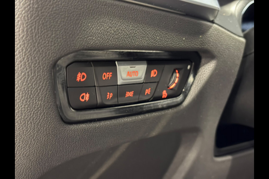 BMW 4 Serie Cabrio 420i High Executive H/K | Camera |Stoel/stuur/nek verwarming | Carplay | Navigatie