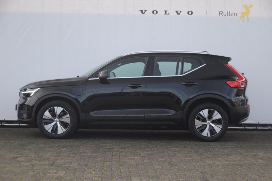 Volvo XC40 T4 211 Automaat Plug-in hybrid Bright / Cruise control / Parkeersensoren met camera / Keyless entry / Elektrische achterklep / Climate Control / Apple carplay /