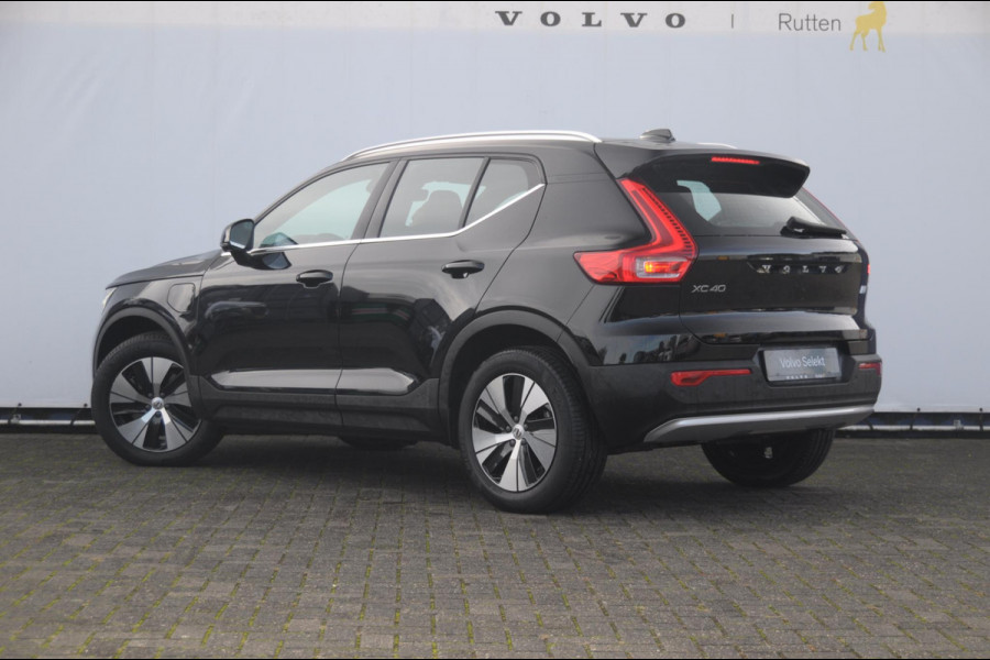 Volvo XC40 T4 211 Automaat Plug-in hybrid Bright / Cruise control / Parkeersensoren met camera / Keyless entry / Elektrische achterklep / Climate Control / Apple carplay /