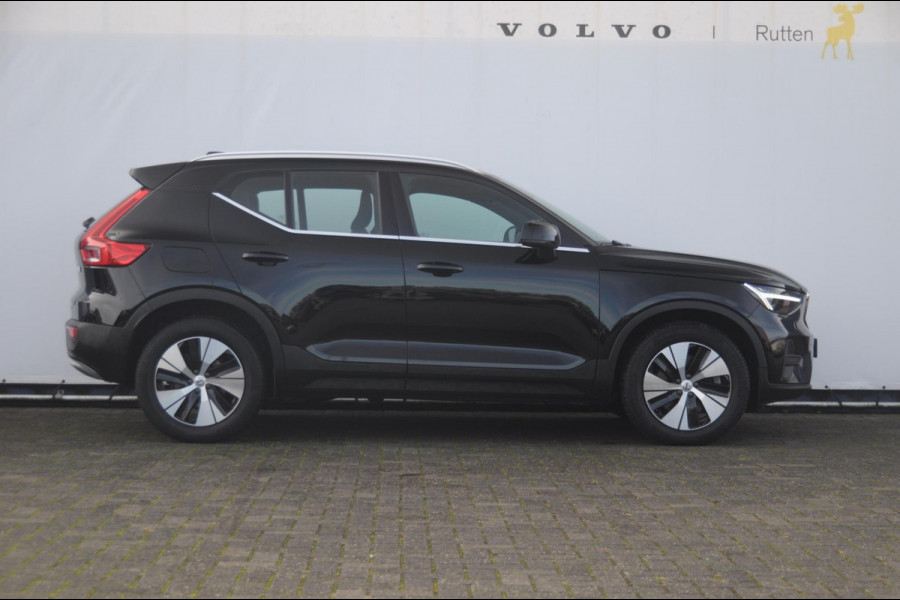 Volvo XC40 T4 211 Automaat Plug-in hybrid Bright / Cruise control / Parkeersensoren met camera / Keyless entry / Elektrische achterklep / Climate Control / Apple carplay /