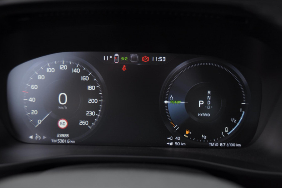 Volvo XC40 T4 211 Automaat Plug-in hybrid Bright / Cruise control / Parkeersensoren met camera / Keyless entry / Elektrische achterklep / Climate Control / Apple carplay /