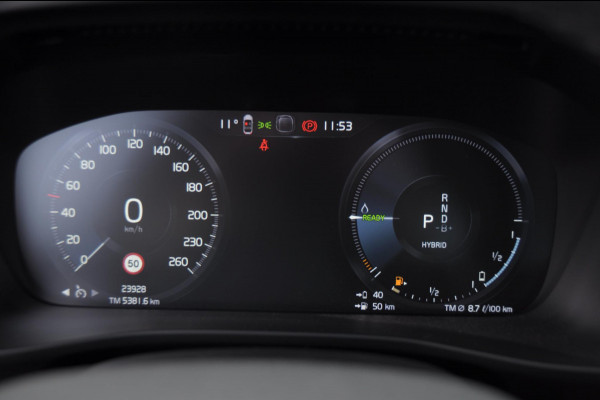 Volvo XC40 T4 211 Automaat Plug-in hybrid Bright / Cruise control / Parkeersensoren met camera / Keyless entry / Elektrische achterklep / Climate Control / Apple carplay /