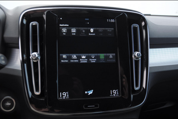 Volvo XC40 T4 211 Automaat Plug-in hybrid Bright / Cruise control / Parkeersensoren met camera / Keyless entry / Elektrische achterklep / Climate Control / Apple carplay /