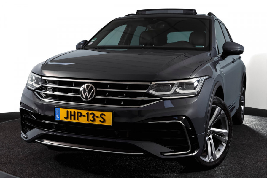 Volkswagen Tiguan 1.4 TSI eHybrid R-Line Business+ | S/K- Panodak | Dig. Cockpit | Adapt. Cockpit | Stoelverw. | PDC | Camera | NAV + App. Connect | ECC | Afn. Trekhaak | Elek. Klep | LM  19" |
