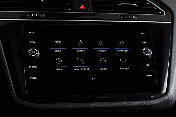 Volkswagen Tiguan 1.4 TSI eHybrid R-Line Business+ | S/K- Panodak | Dig. Cockpit | Adapt. Cockpit | Stoelverw. | PDC | Camera | NAV + App. Connect | ECC | Afn. Trekhaak | Elek. Klep | LM  19" |