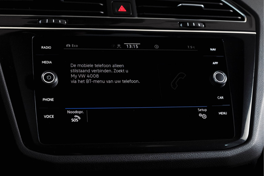 Volkswagen Tiguan 1.4 TSI eHybrid R-Line Business+ | S/K- Panodak | Dig. Cockpit | Adapt. Cockpit | Stoelverw. | PDC | Camera | NAV + App. Connect | ECC | Afn. Trekhaak | Elek. Klep | LM  19" |