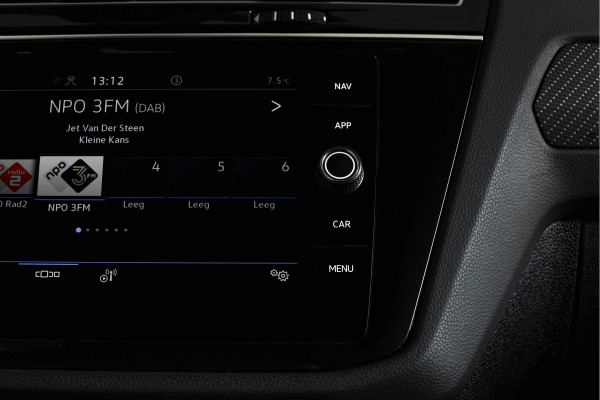 Volkswagen Tiguan 1.4 TSI eHybrid R-Line Business+ | S/K- Panodak | Dig. Cockpit | Adapt. Cockpit | Stoelverw. | PDC | Camera | NAV + App. Connect | ECC | Afn. Trekhaak | Elek. Klep | LM  19" |