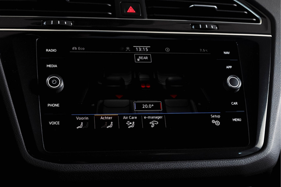 Volkswagen Tiguan 1.4 TSI eHybrid R-Line Business+ | S/K- Panodak | Dig. Cockpit | Adapt. Cockpit | Stoelverw. | PDC | Camera | NAV + App. Connect | ECC | Afn. Trekhaak | Elek. Klep | LM  19" |