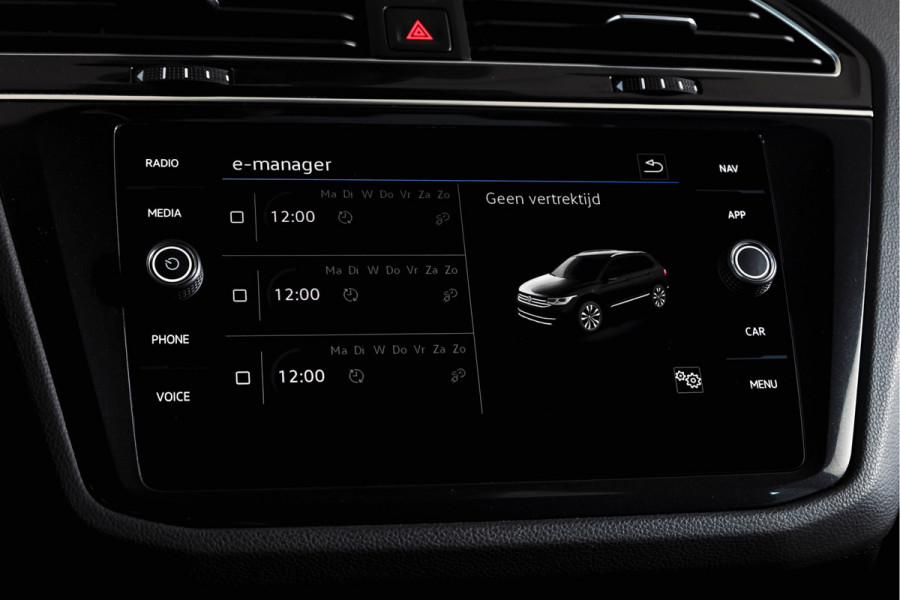 Volkswagen Tiguan 1.4 TSI eHybrid R-Line Business+ | S/K- Panodak | Dig. Cockpit | Adapt. Cockpit | Stoelverw. | PDC | Camera | NAV + App. Connect | ECC | Afn. Trekhaak | Elek. Klep | LM  19" |