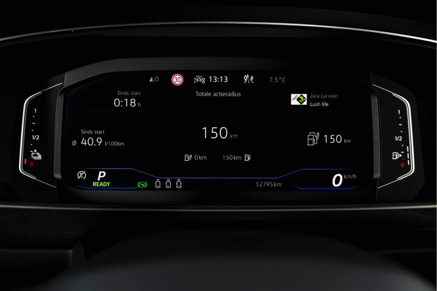 Volkswagen Tiguan 1.4 TSI eHybrid R-Line Business+ | S/K- Panodak | Dig. Cockpit | Adapt. Cockpit | Stoelverw. | PDC | Camera | NAV + App. Connect | ECC | Afn. Trekhaak | Elek. Klep | LM  19" |