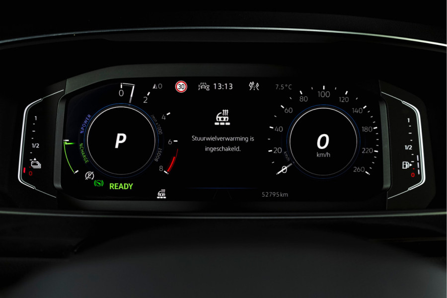 Volkswagen Tiguan 1.4 TSI eHybrid R-Line Business+ | S/K- Panodak | Dig. Cockpit | Adapt. Cockpit | Stoelverw. | PDC | Camera | NAV + App. Connect | ECC | Afn. Trekhaak | Elek. Klep | LM  19" |