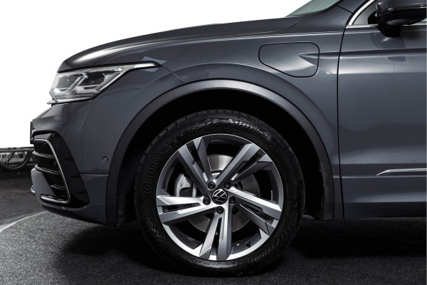 Volkswagen Tiguan 1.4 TSI eHybrid R-Line Business+ | S/K- Panodak | Dig. Cockpit | Adapt. Cockpit | Stoelverw. | PDC | Camera | NAV + App. Connect | ECC | Afn. Trekhaak | Elek. Klep | LM  19" |