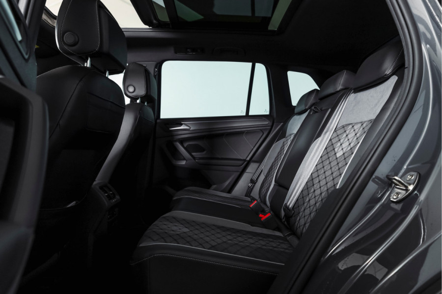 Volkswagen Tiguan 1.4 TSI eHybrid R-Line Business+ | S/K- Panodak | Dig. Cockpit | Adapt. Cockpit | Stoelverw. | PDC | Camera | NAV + App. Connect | ECC | Afn. Trekhaak | Elek. Klep | LM  19" |