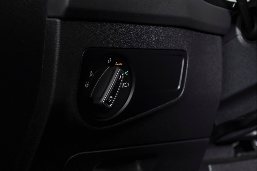 Volkswagen Tiguan 1.4 TSI eHybrid R-Line Business+ | S/K- Panodak | Dig. Cockpit | Adapt. Cockpit | Stoelverw. | PDC | Camera | NAV + App. Connect | ECC | Afn. Trekhaak | Elek. Klep | LM  19" |
