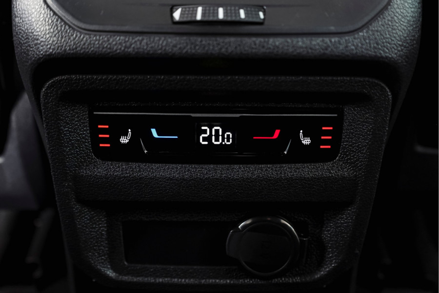 Volkswagen Tiguan 1.4 TSI eHybrid R-Line Business+ | S/K- Panodak | Dig. Cockpit | Adapt. Cockpit | Stoelverw. | PDC | Camera | NAV + App. Connect | ECC | Afn. Trekhaak | Elek. Klep | LM  19" |