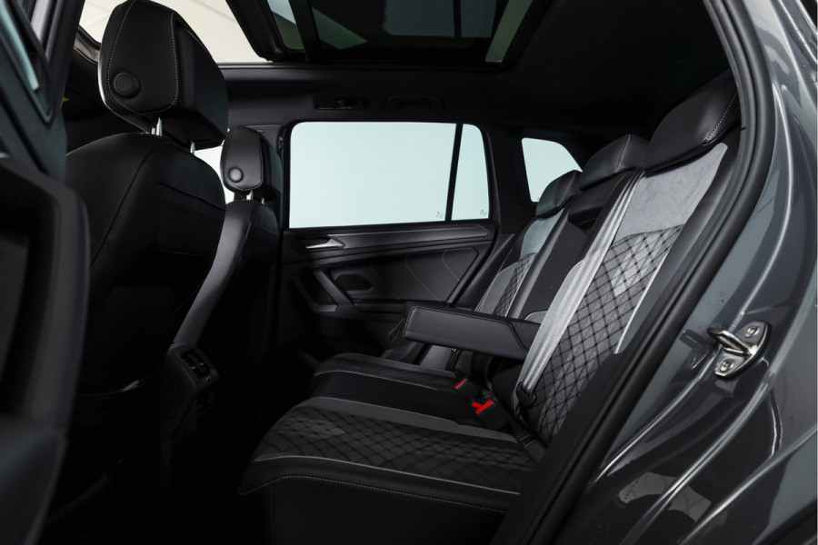 Volkswagen Tiguan 1.4 TSI eHybrid R-Line Business+ | S/K- Panodak | Dig. Cockpit | Adapt. Cockpit | Stoelverw. | PDC | Camera | NAV + App. Connect | ECC | Afn. Trekhaak | Elek. Klep | LM  19" |
