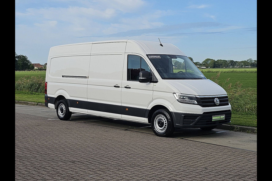 Volkswagen Crafter 35 2.0 TDI L4H3 Comfortline Cruise control, Airco, Standkachel, Pdc, Carplay, Navi, Camera, Lane-assist, Stoelverwarming, 3T-trekhaak