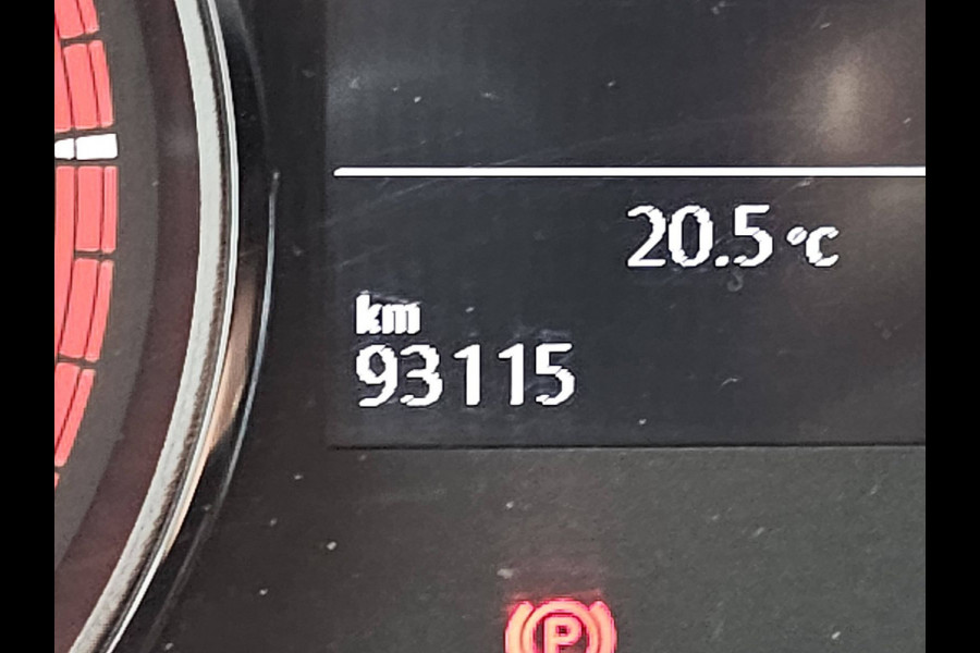 Volkswagen Crafter 35 2.0 TDI L4H3 Comfortline Cruise control, Airco, Standkachel, Pdc, Carplay, Navi, Camera, Lane-assist, Stoelverwarming, 3T-trekhaak