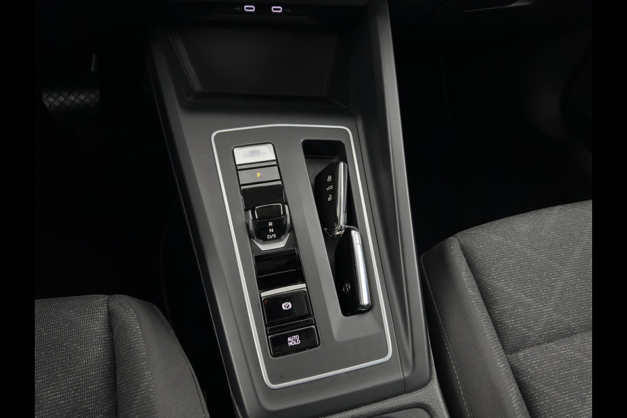 Volkswagen Golf Variant 2.0 TDI Life Business+ (INCL-BTW) Aut. *FULL-LED | DIGI-COCKPIT | NAVI-FULLMAP | ADAPTIVE-CRUISE | BLINDSPOT | AMBIENTLIGHT | HEATED- COMFORTSEATS | KEYLESS | DAB+ | PRIVACY-GLASS | ECC | PDC | TOWBAR | SHIFTPADDLE