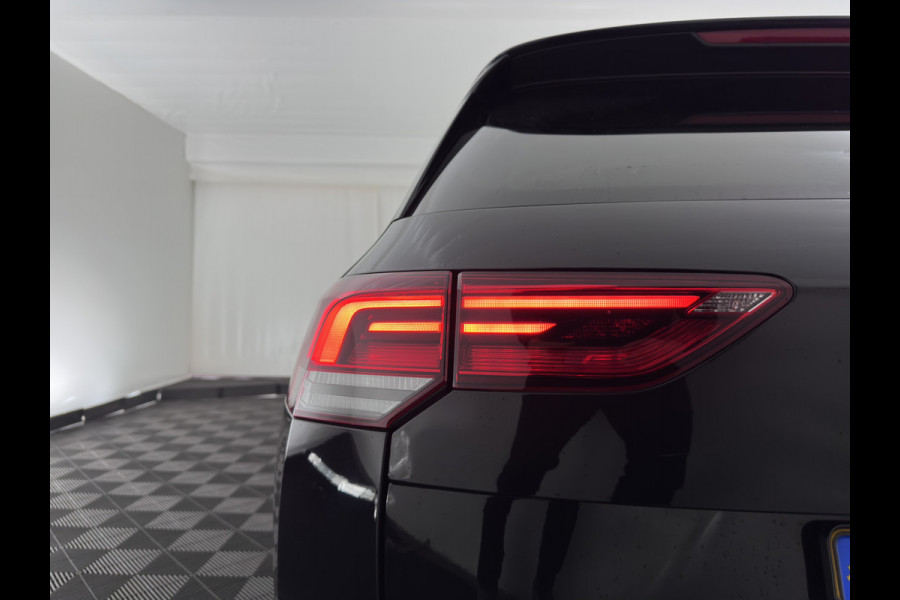 Volkswagen Golf Variant 2.0 TDI Life Business+ (INCL-BTW) Aut. *FULL-LED | DIGI-COCKPIT | NAVI-FULLMAP | ADAPTIVE-CRUISE | BLINDSPOT | AMBIENTLIGHT | HEATED- COMFORTSEATS | KEYLESS | DAB+ | PRIVACY-GLASS | ECC | PDC | TOWBAR | SHIFTPADDLE